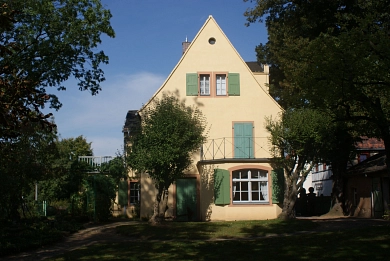 Göschenhaus Ostseite © Stadt Grimma