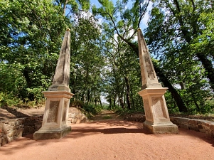 Kössern Obelisken
