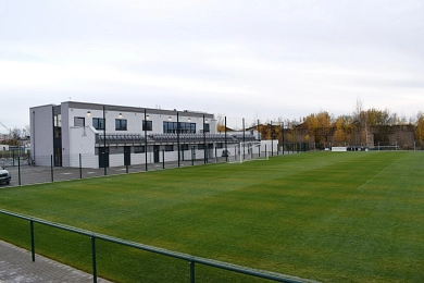 Funktionsgebäude FC Grimma Stadion Husarenpark © Stadt Grimma